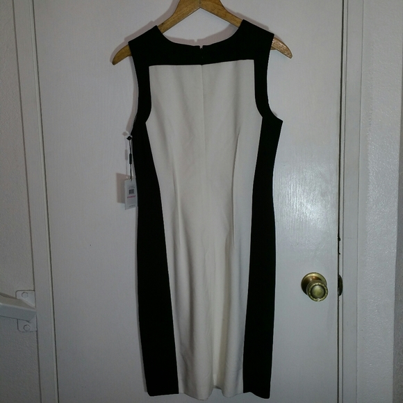 White & black flattering colourblock Calvin Klein sleeveless stealth midi dress - Picture 2 of 3